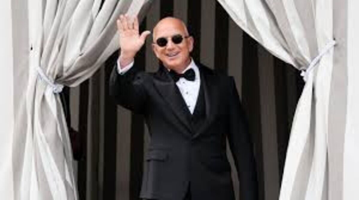 Jeff Bezos 2026 Net Worth: Amazon, Blue Origin Wealth Update