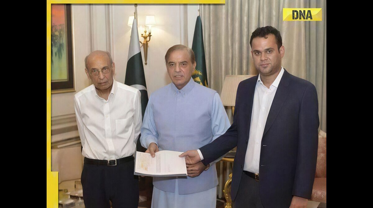 Mian Mansha Net Worth 2026: Pakistan’s Richest Billionaire Revealed 