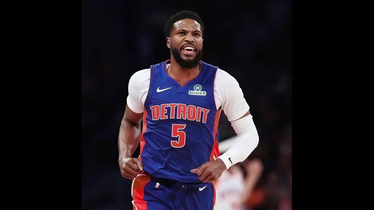 Malik Beasley during an NBA game as fans search for his net worth in 2026 and career earnings.