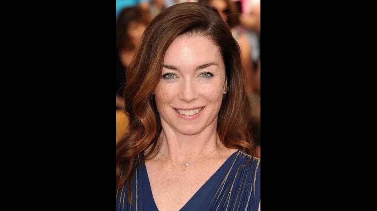 Julianne Nicholson net worth 2026 and career earnings overview.