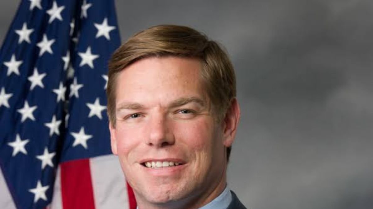 Eric Swalwell financial profile 2026