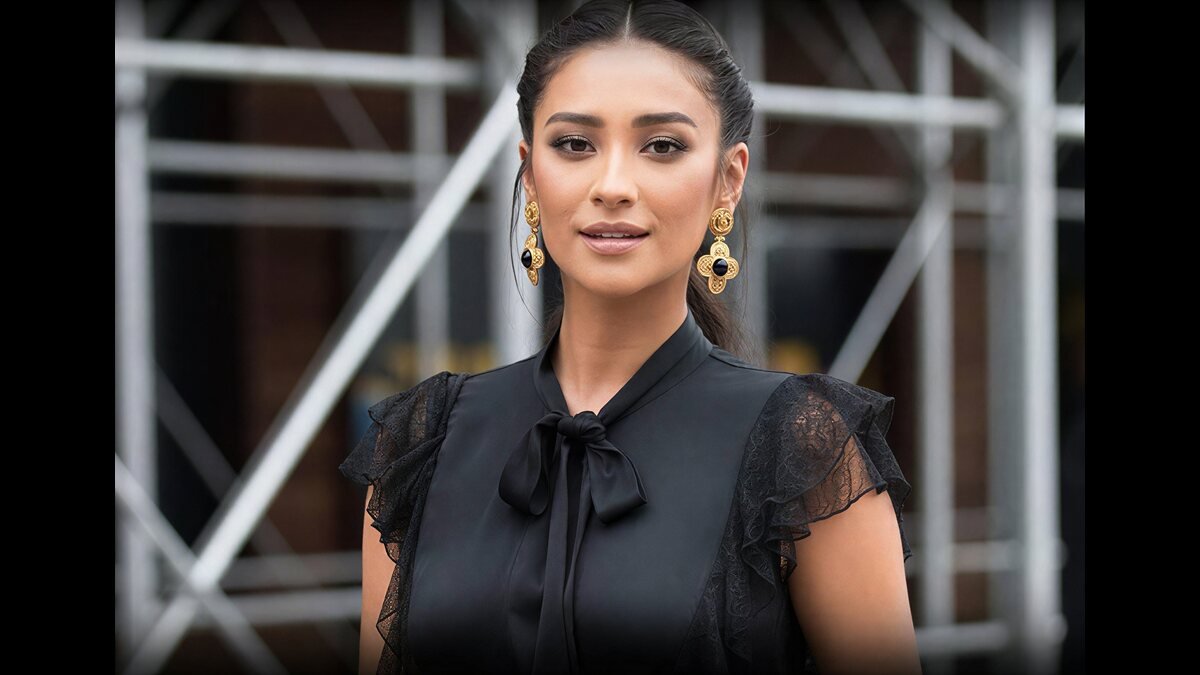 Shay Mitchell net worth 2026 actress and entrepreneur
