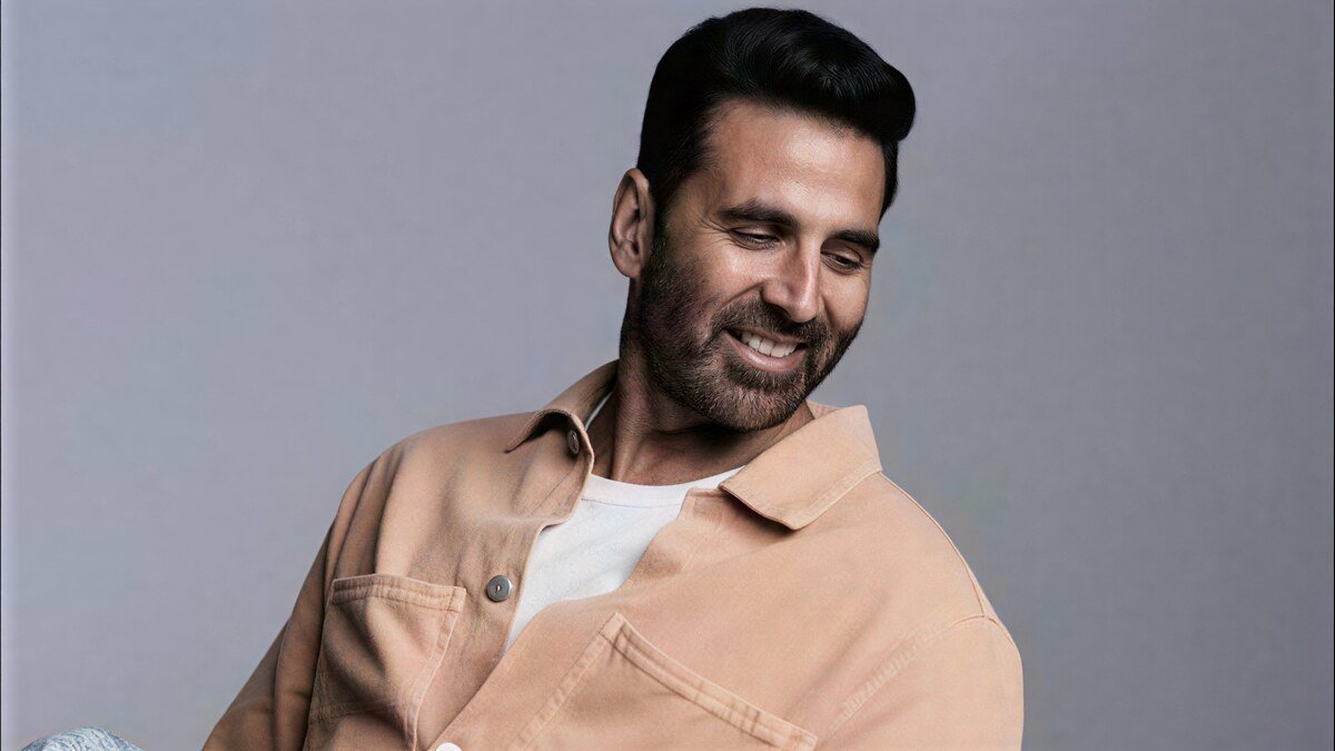 Akshay Kumar Bollywood actor net worth