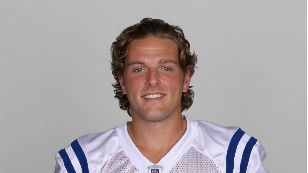 Pat McAfee wealth and income sources 2026